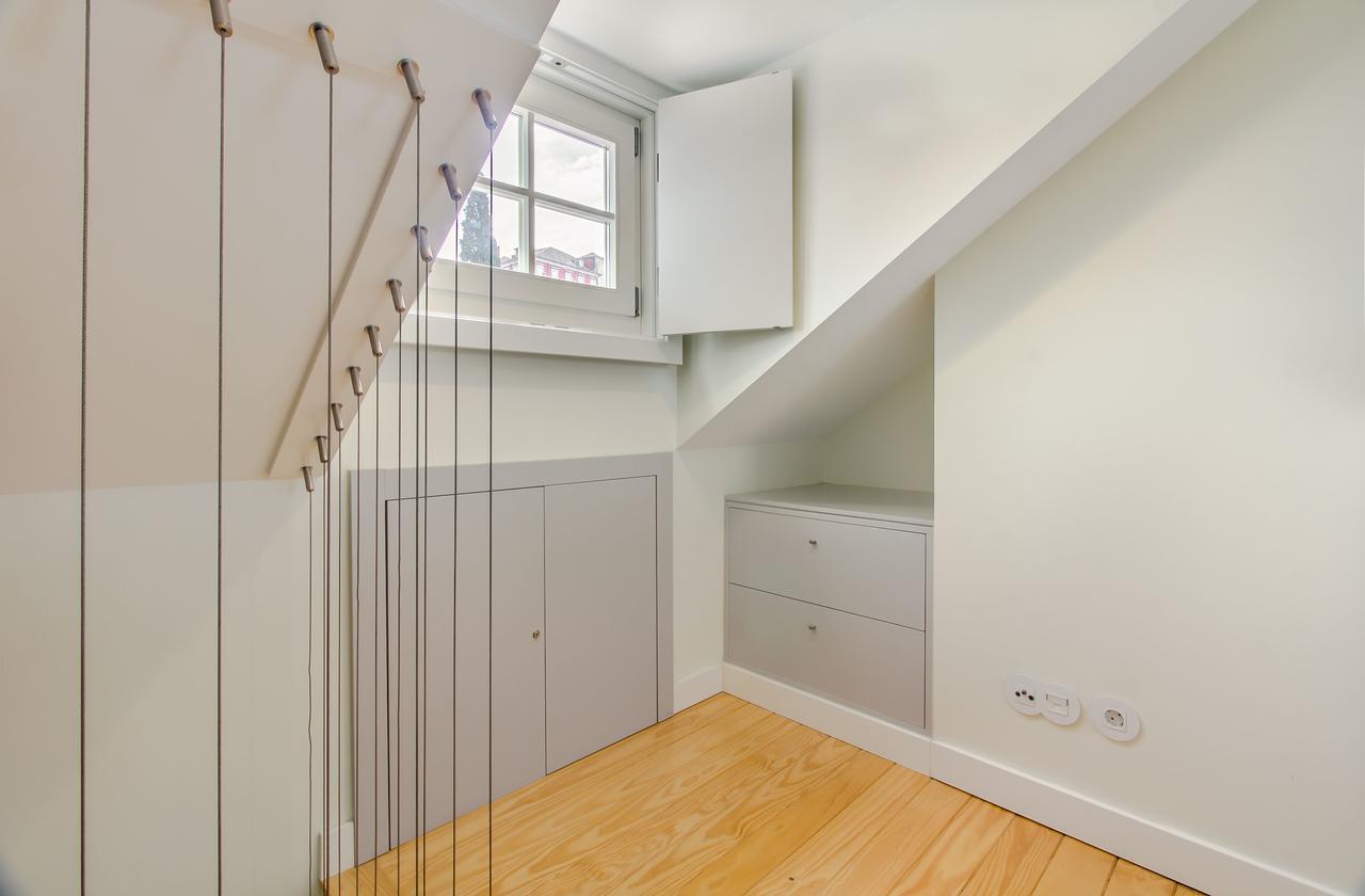 Design Apartment In Typical Alfama Lisbon Bagian luar foto