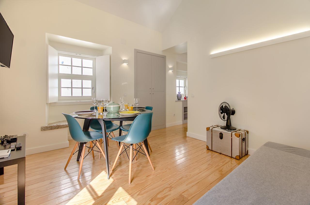 Design Apartment In Typical Alfama Lisbon Bagian luar foto