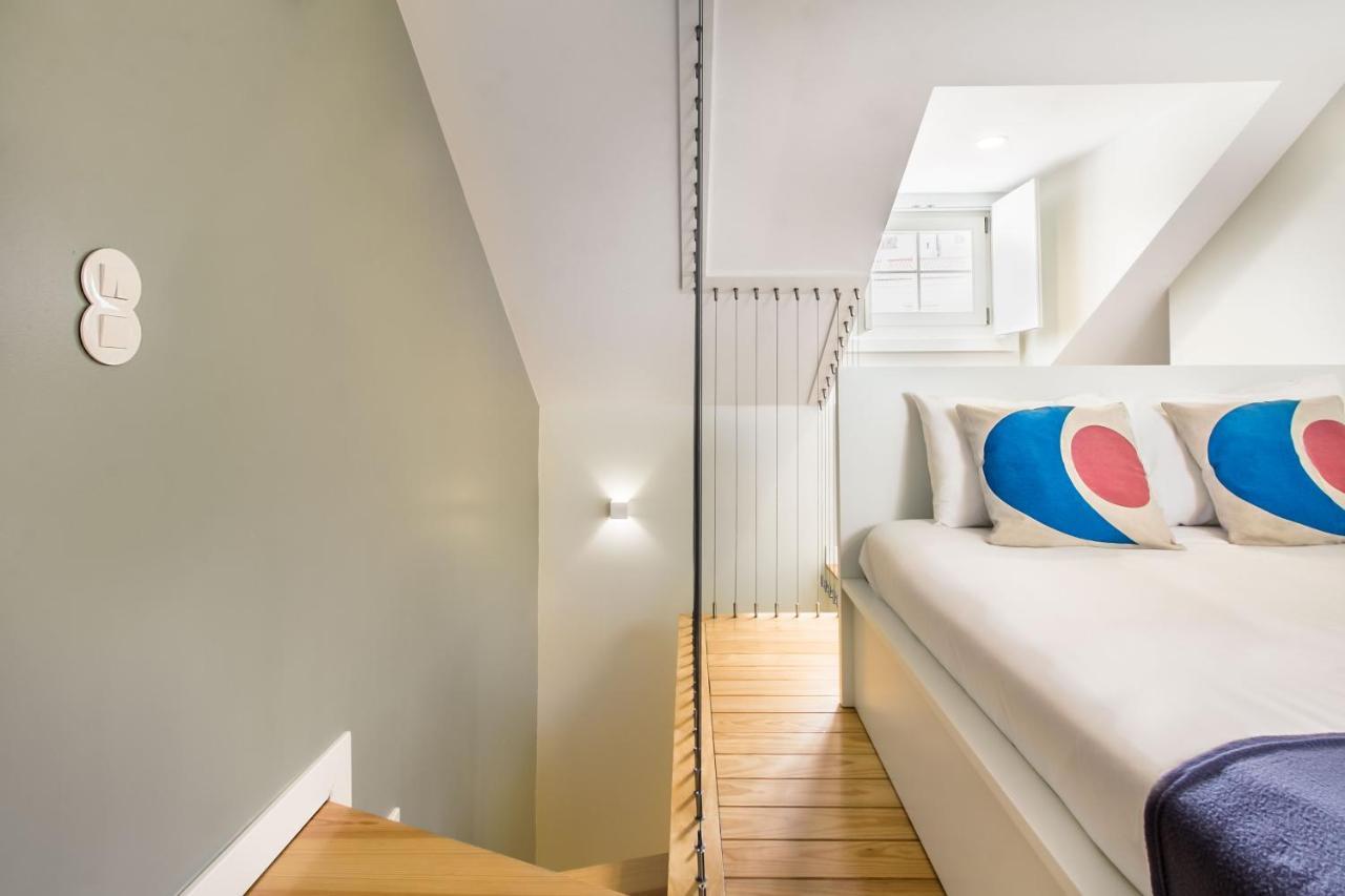 Design Apartment In Typical Alfama Lisbon Bagian luar foto