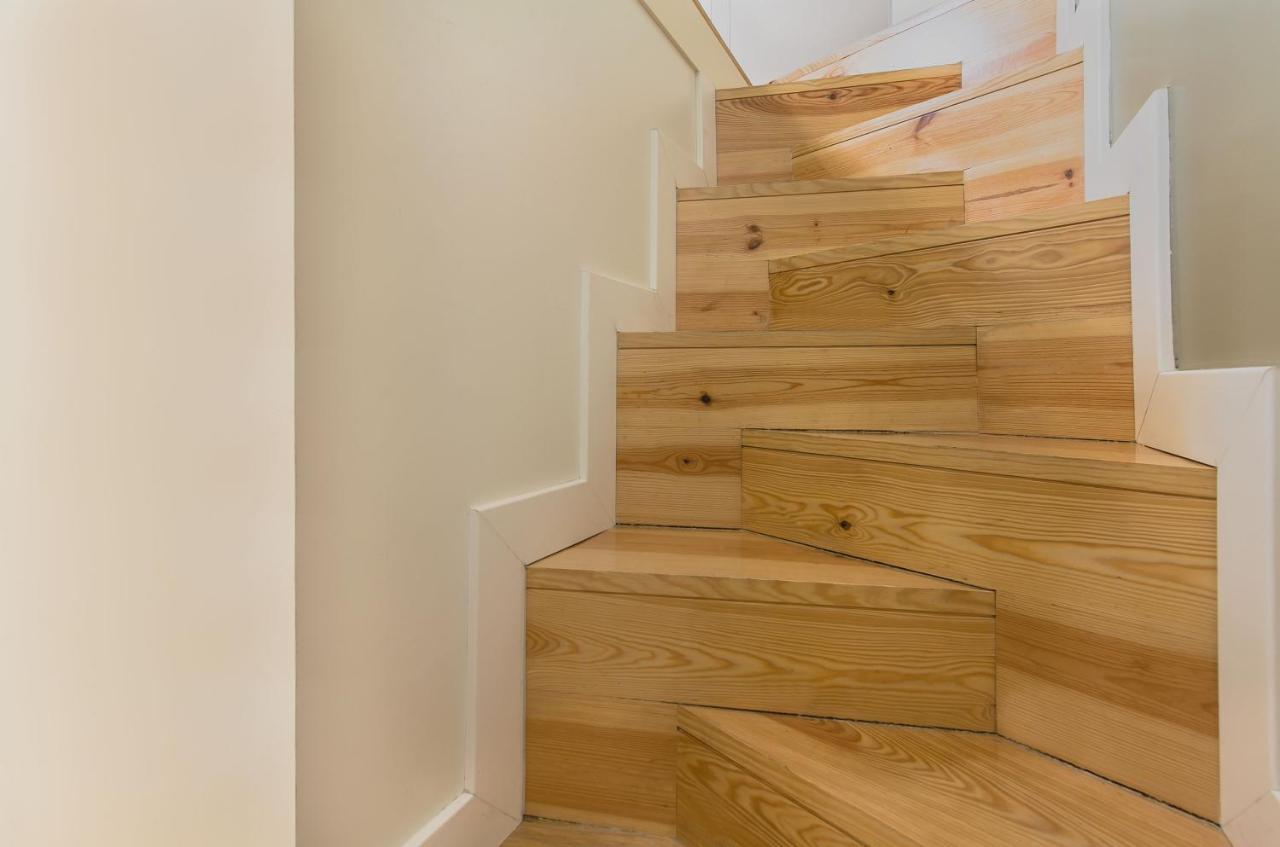 Design Apartment In Typical Alfama Lisbon Bagian luar foto
